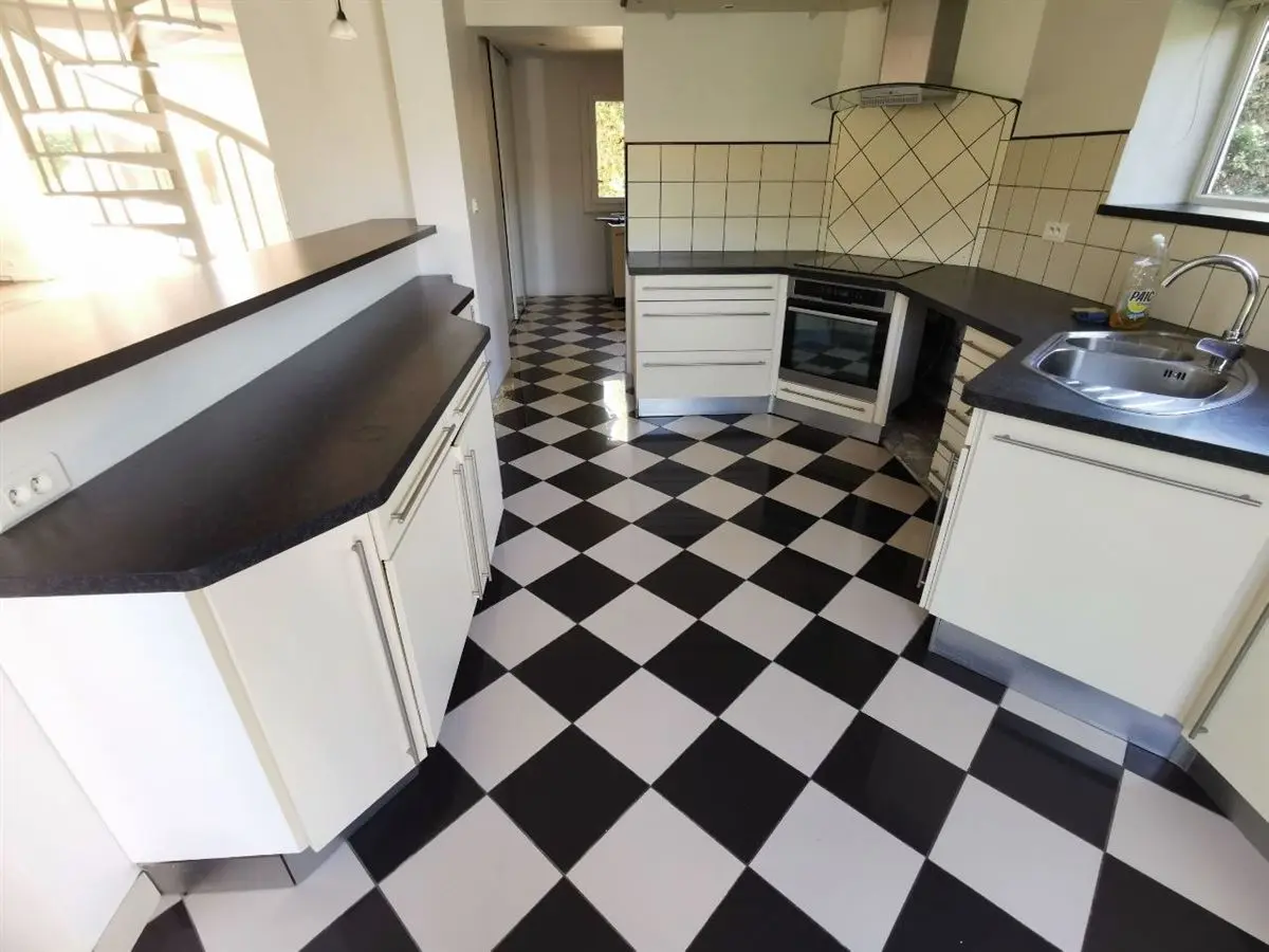 Cuisine nettoyée en profondeur avant état des lieux